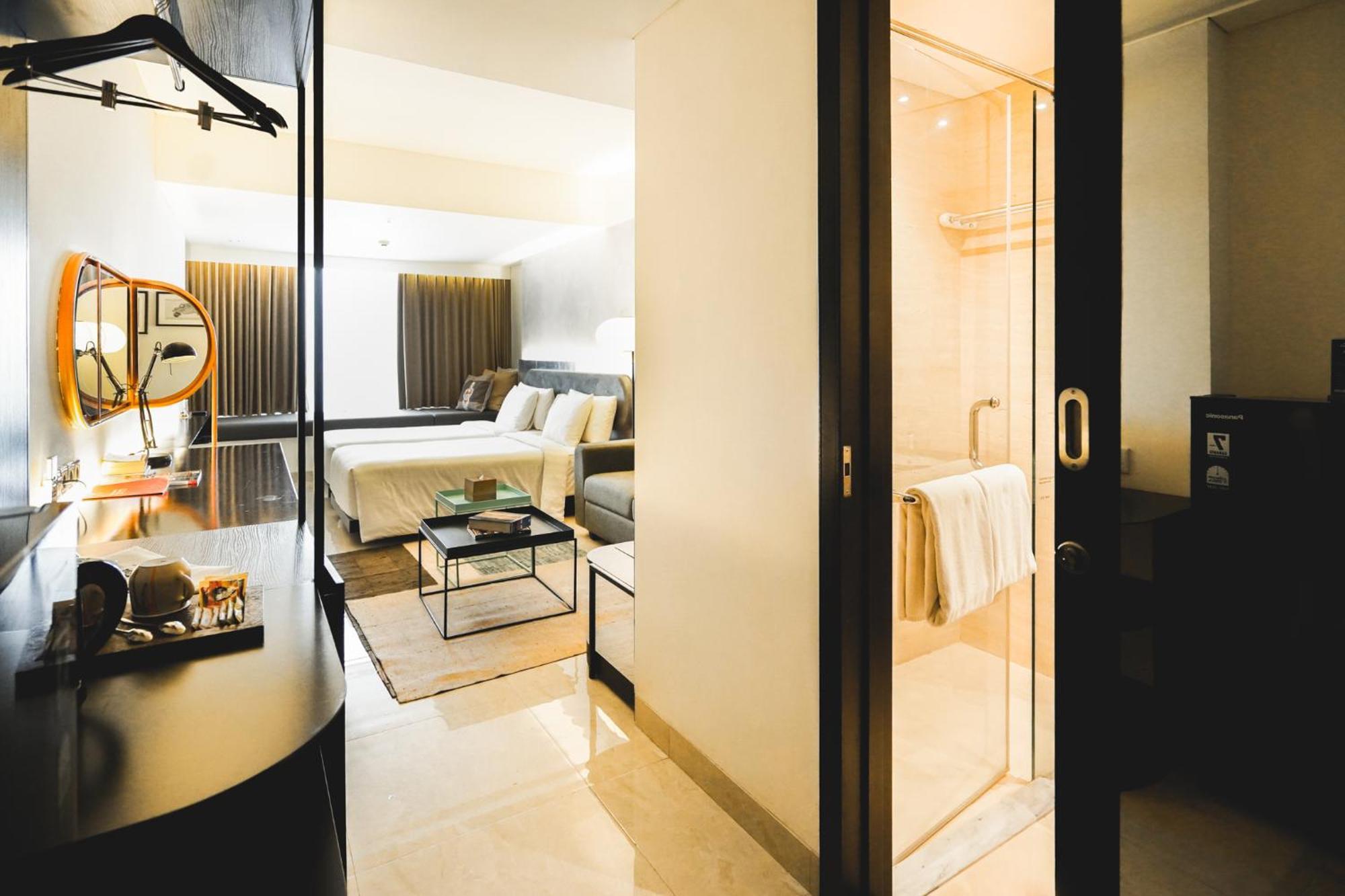Pulang Ke Uttara Hotel Kejayan Buitenkant foto