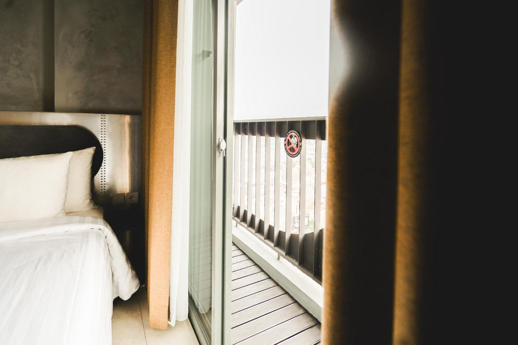 Pulang Ke Uttara Hotel Kejayan Buitenkant foto